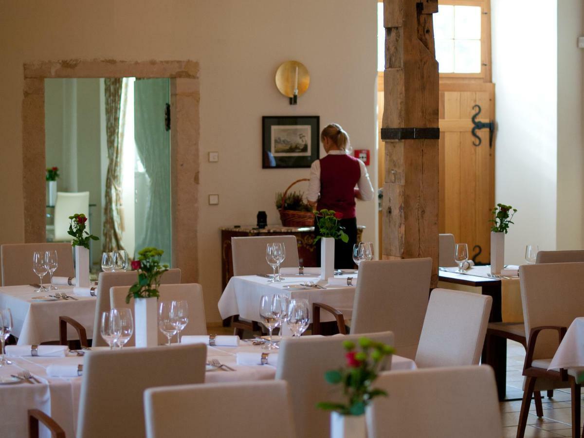 Palac Pakoszow Schlosshotel Wernersdorf Jelenia Góra Kültér fotó Restaurant in the Hotel