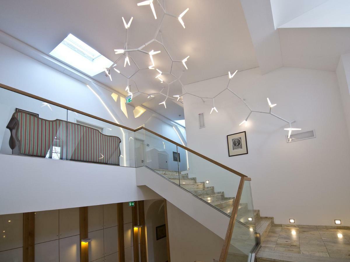 Palac Pakoszow Schlosshotel Wernersdorf Jelenia Góra Kültér fotó Interior of the museum
